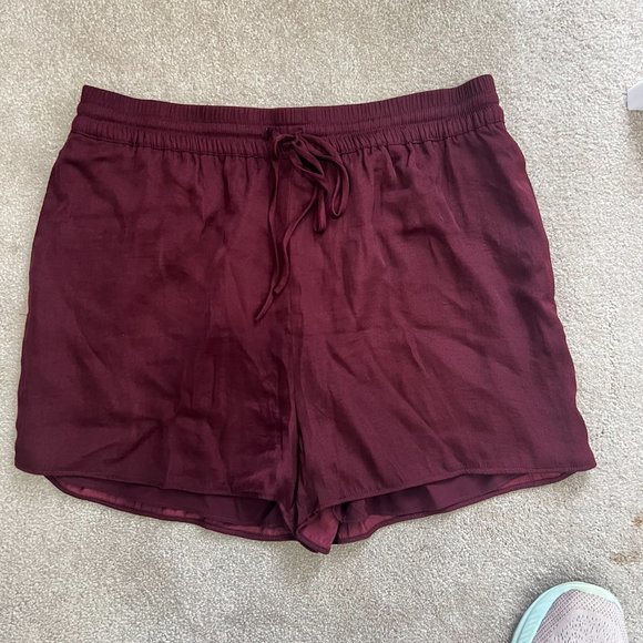 NWT Naked Zebra burgundy shorts, size L - Picture 5 of 6